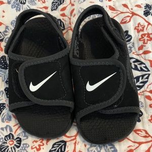 Toddler boy Nike sandals